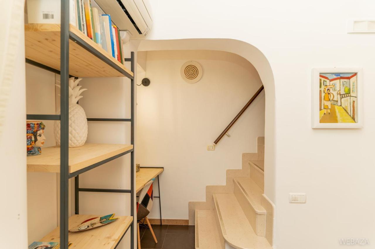 Suite Novecento โปลีญาโนอามาเร ภายนอก รูปภาพ